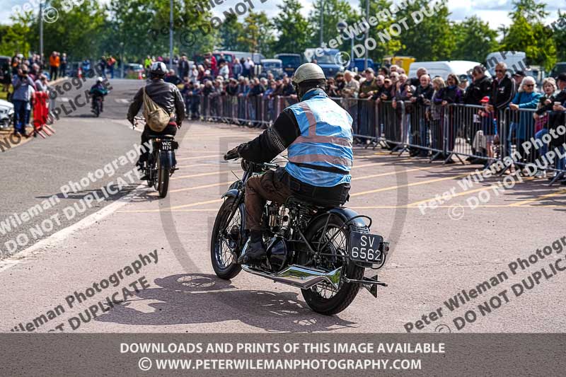 Vintage motorcycle club;eventdigitalimages;no limits trackdays;peter wileman photography;vintage motocycles;vmcc banbury run photographs
